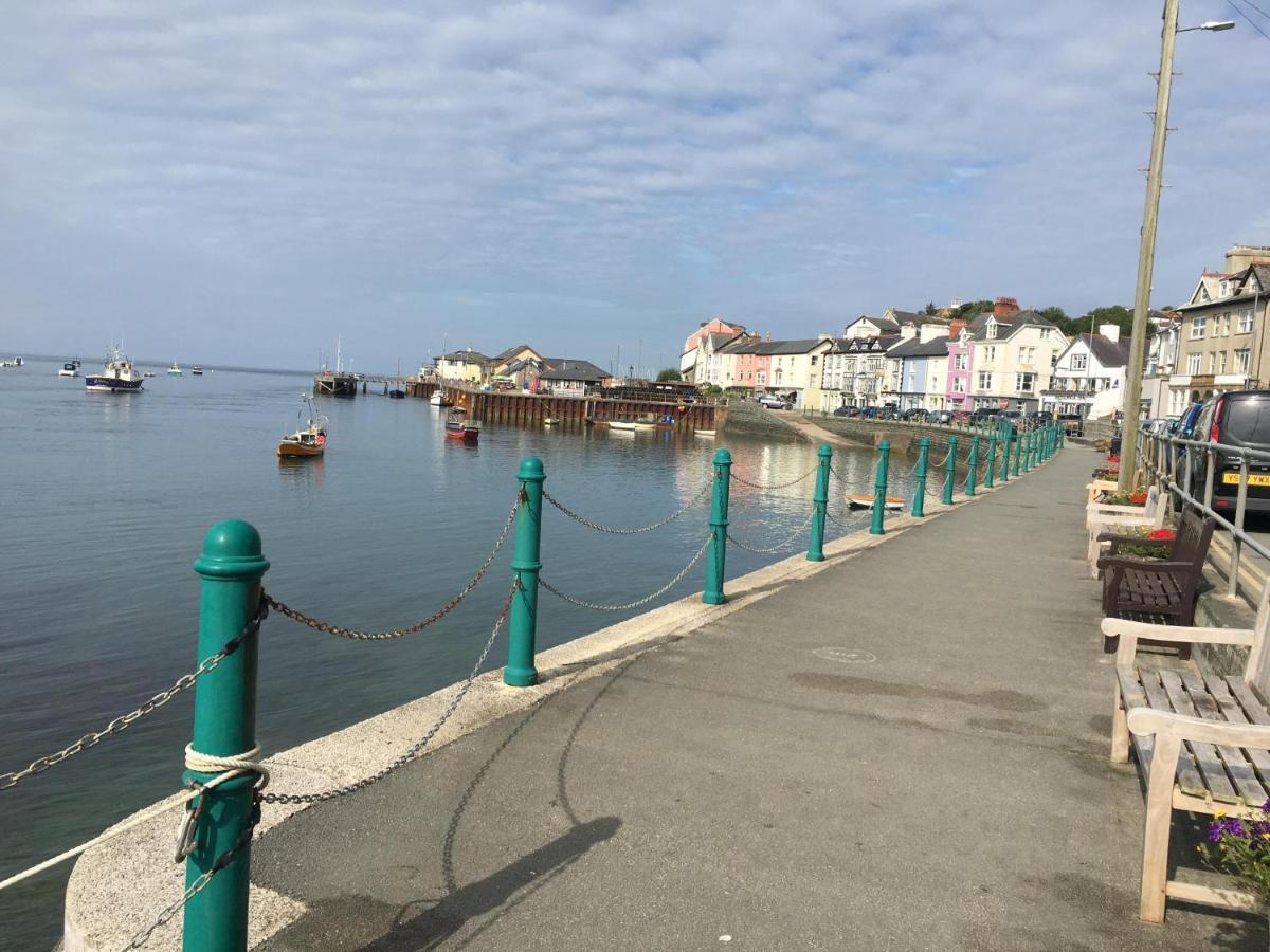 Beautiful Aberdovey Seafront Apartment 2 Aberdyfi Zewnętrze zdjęcie